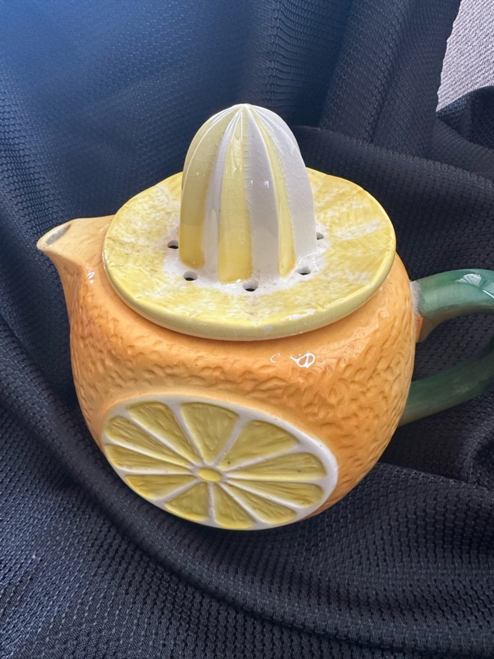 Ceramic Citrus Juicer Pitcher with Lemon Motif